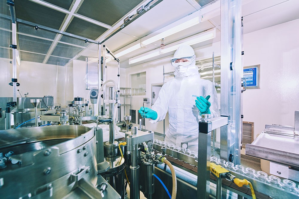 BioClean-Coverall-BDCCT_S-BDCCT-Pharmaceutical-Manufacturingx1000 BioClean-Coverall-BDCCT_S-BDCCT-Pharmaceutical-Manufacturingx1000